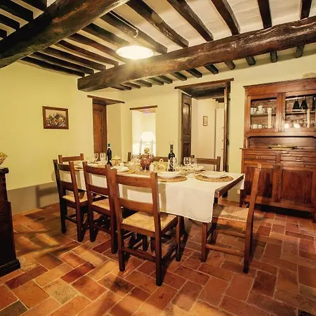 Borgo Valecchie *